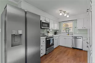 423 Morningside Dr, Fayetteville, NC 28311 - Photo 11