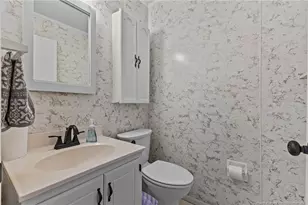 423 Morningside Dr, Fayetteville, NC 28311 - Photo 23