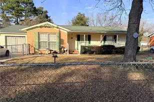 655 Wiltshire Rd, Fayetteville, NC 28314 - Photo 1