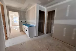 258 Rough Rdg Trl, Aberdeen, NC 28315 - Photo 21