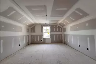 258 Rough Rdg Trl, Aberdeen, NC 28315 - Photo 23