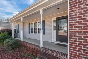 525 Tucks Ct, Sanford, NC 27330 - Photo 5