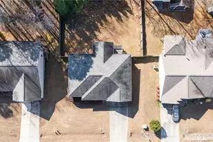 525 Tucks Ct, Sanford, NC 27330 - Photo 9