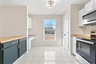 1419 Acacia Dr, Fayetteville, NC 28314 - Photo 15