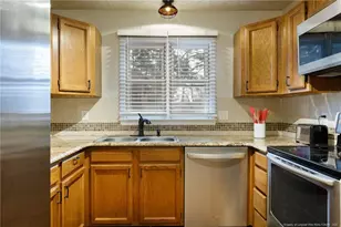 6894 Pin Oak Ln, Fayetteville, NC 28314 - Photo 9