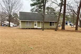 683 Dowfield Dr, Fayetteville, NC 28311 - Photo 3