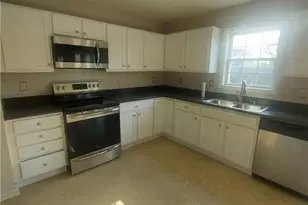 273 St George Dr, Fayetteville, NC 28376 - Photo 3