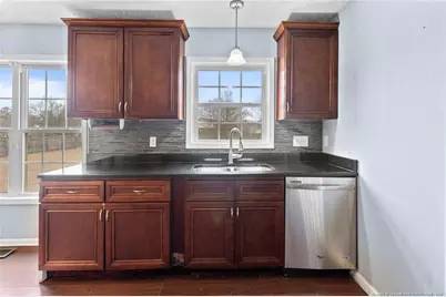 301 Stonewall Street, Raeford, NC 28376 - Photo 9