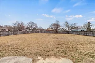 301 Stonewall St, Raeford, NC 28376 - Photo 27