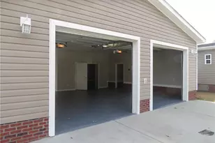 1184 Fisher Rd, Saint Pauls, NC 28384 - Photo 27