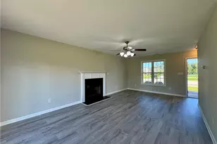 2132 Yellowbrick Dr, Fayetteville, NC 28314 - Photo 19
