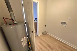 705 Dwain Dr, Fayetteville, NC 28305 - Photo 9