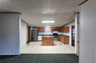 21981 McIntosh Rd, Wagram, NC 28396 - Photo 7