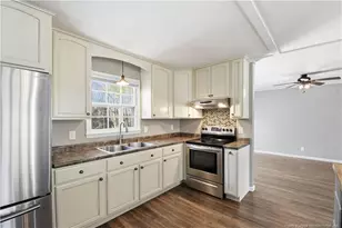 2015 Corrinna St, Fayetteville, NC 28301 - Photo 25