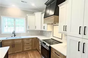 28880 Deercroft Dr, Wagram, NC 28396 - Photo 19