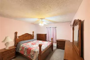 3025 Princeton St, Lumberton, NC 28360 - Photo 15