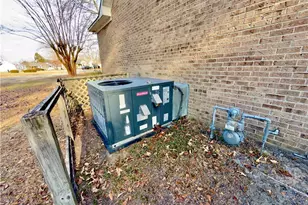 3025 Princeton St, Lumberton, NC 28360 - Photo 29