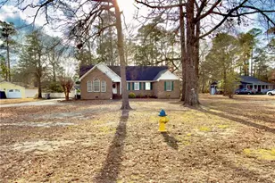 3025 Princeton St, Lumberton, NC 28360 - Photo 27