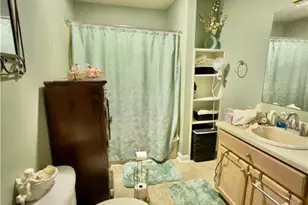 3025 Princeton St, Lumberton, NC 28360 - Photo 15