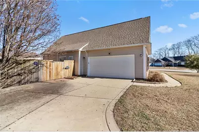 2053 Yellowbrick Road, Fayetteville, NC 28314 - Photo 5