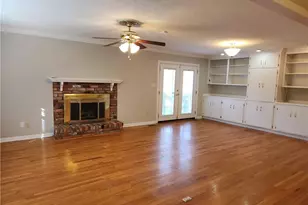 2814 Millbrook Rd, Fayetteville, NC 28303 - Photo 9