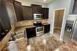 2100 Feathercombe Court, Fayetteville, NC 28306 - Photo 5