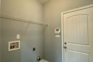 2100 Feathercombe Court, Fayetteville, NC 28306 - Photo 9