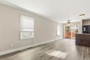 526 W Weatherspoon St, Sanford, NC 27330 - Photo 7