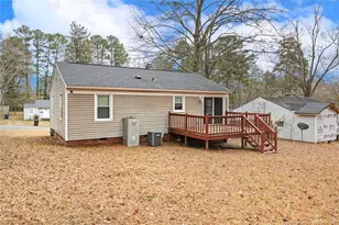 526 W Weatherspoon St, Sanford, NC 27330 - Photo 33