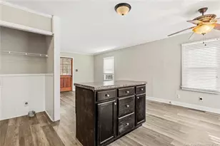 526 W Weatherspoon St, Sanford, NC 27330 - Photo 17