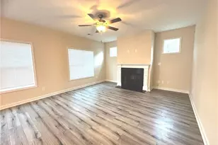 4802 Headwind Dr, Fayetteville, NC 28306 - Photo 9