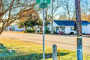 205 4th St, Erwin, NC 28339 - Photo 3