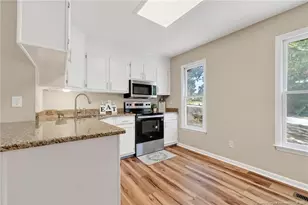 504 Singletary Pl, Fayetteville, NC 28314 - Photo 5