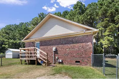 151 Ballard Drive, Raeford, NC 28376 - Photo 3