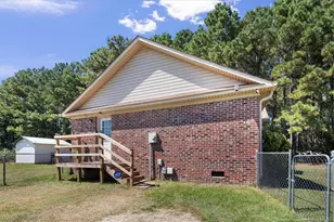 151 Ballard Dr, Raeford, NC 28376 - Photo 3