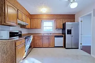 6811 Mangrove Dr, Fayetteville, NC 28314 - Photo 7