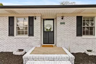 1825 Faber St, Fayetteville, NC 28304 - Photo 5