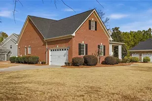 5204 Pin Oak Dr, Lumberton, NC 28358 - Photo 3