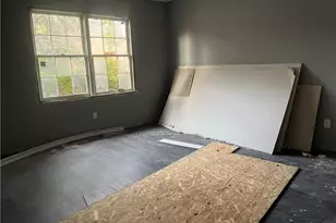 4805 Ellsworth Dr, Fayetteville, NC 28304 - Photo 11