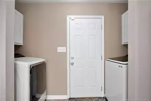 818 Eagle Landing Dr, Hope Mills, NC 28348 - Photo 11