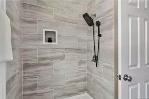 1002 Fleetwood Dr, Fayetteville, NC 28305 - Photo 17