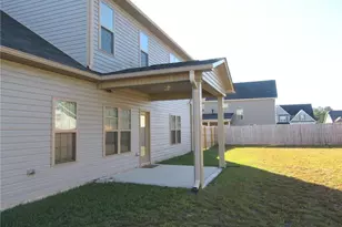 2142 Yates Ranch Rd, Hope Mills, NC 28348 - Photo 3