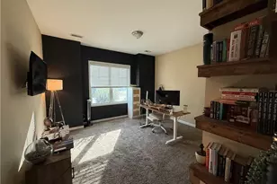 2040 Stonewash Dr, Fayetteville, NC 28306 - Photo 5