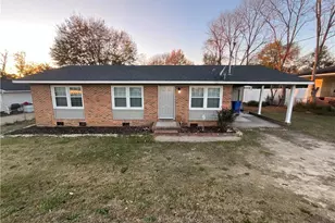 2238 Hope Mills Rd, Fayetteville, NC 28304 - Photo 1