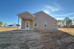 116 Utah Ct, Spring Lake, NC 28390 - Photo 3