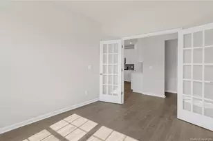 361 Maddox Dr, Aberdeen, NC 28315 - Photo 3