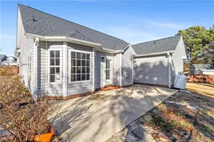 110 Camden Ct E, Sanford, NC 27332 - Photo 31