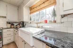 179 Sunset Hills Dr, Robbins, NC 27325 - Photo 9