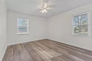 306 Glenola St, Fayetteville, NC 28311 - Photo 11