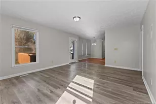 1820 S Daphne Circle S, Fayetteville, NC 28304 - Photo 23